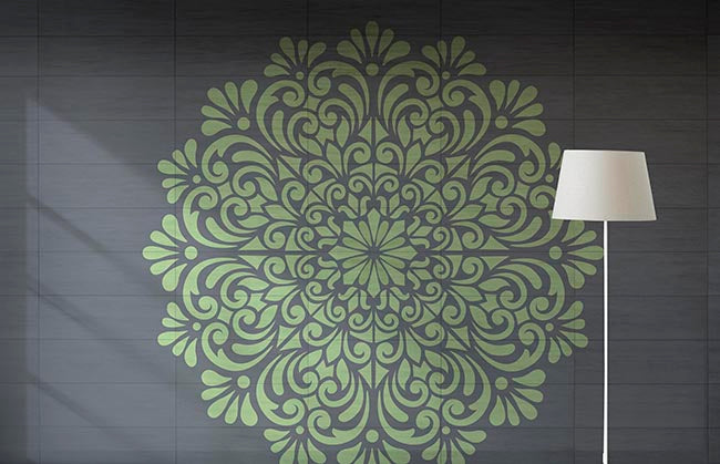 Wie man mit einer 1/4 Mandala-Schablone Wände bemalt